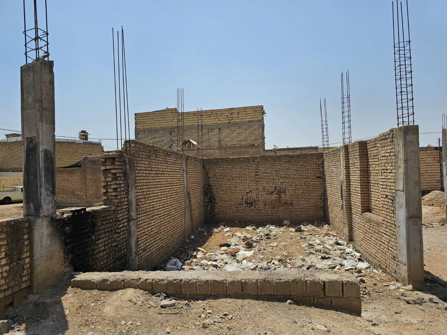 زمین زیر بیم گاومیش اباد شرقی