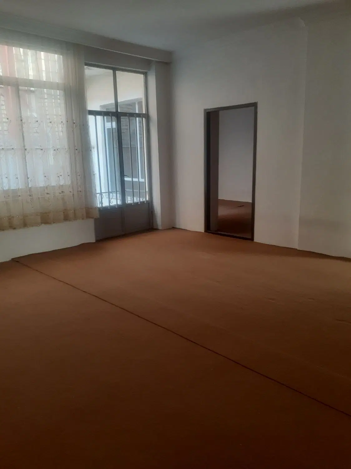 اجاره حیاط دربست