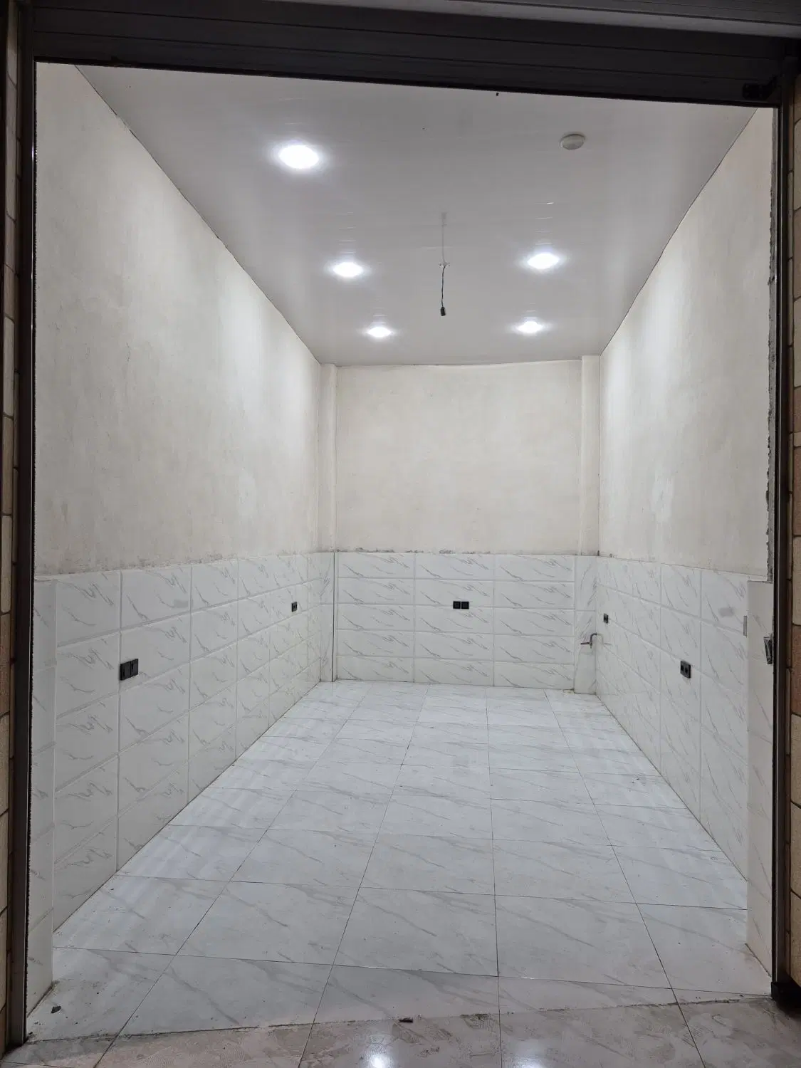 یک باب مغازه واقع در روستا جهت اجاره