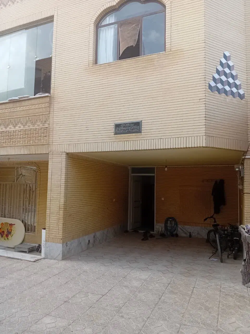 فروش خانه طبقه همکف