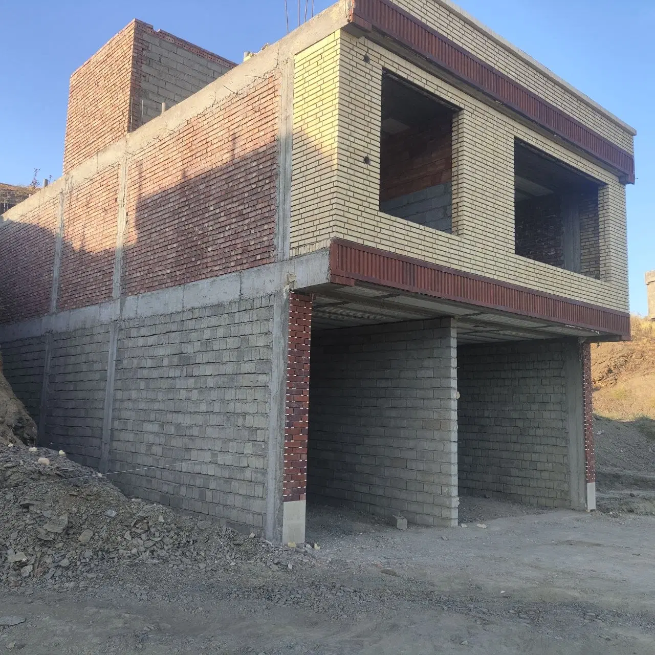 فروش ساختمان نیمه کاره