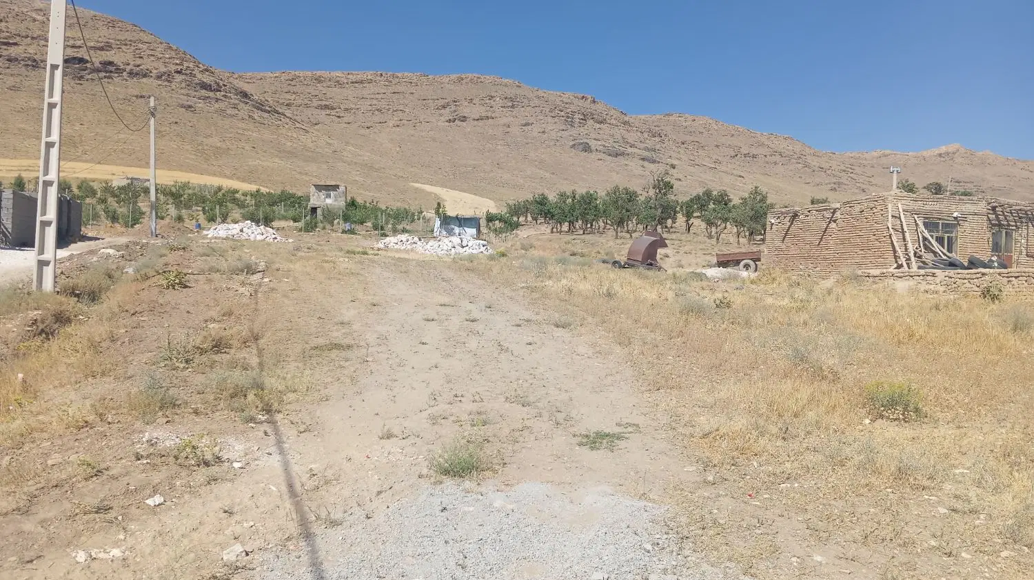 زمین مسکونی