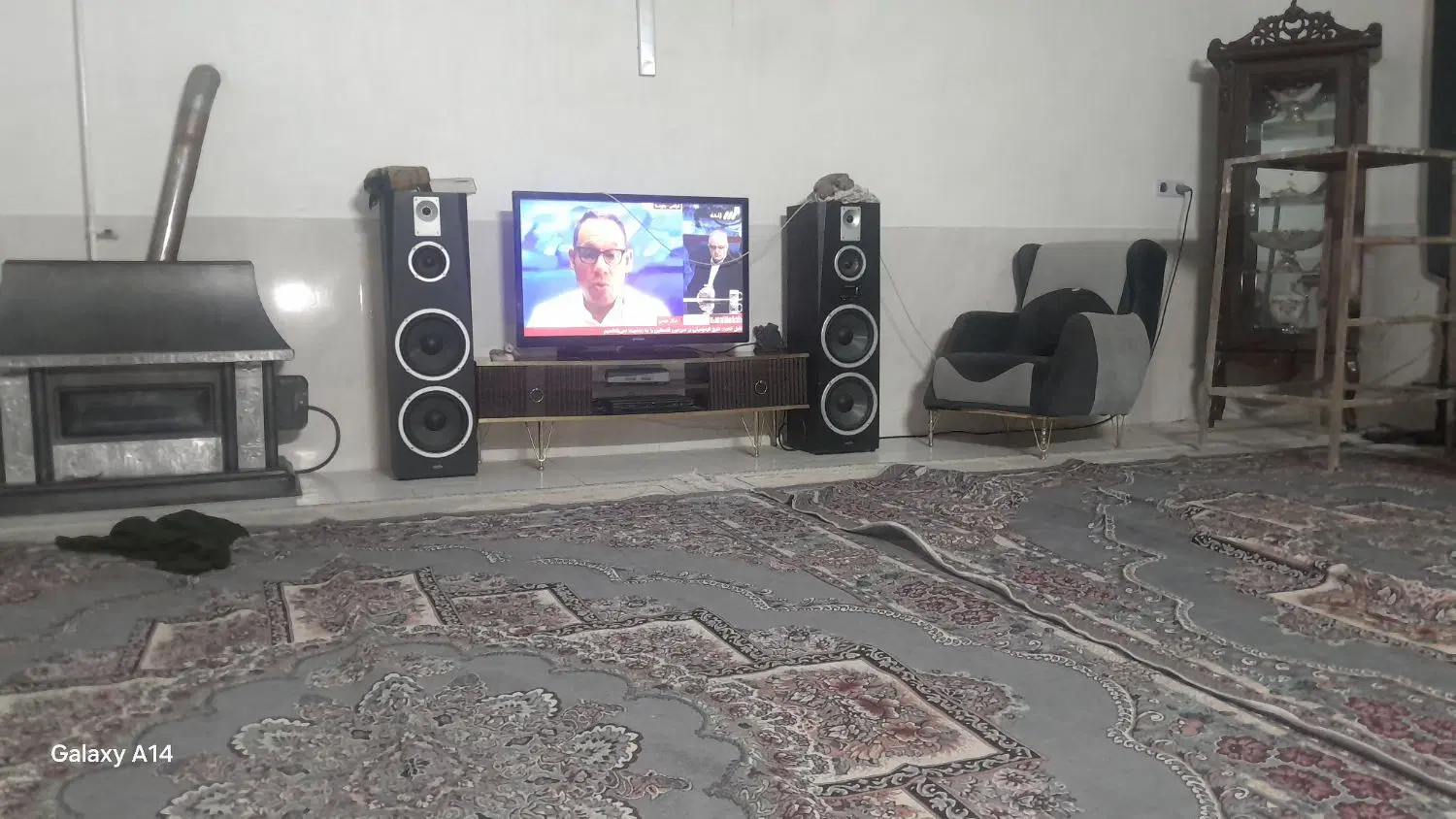 رهن اجاره۸۵متر همکف راه جدا