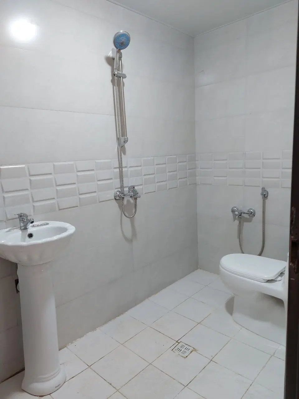 فروش آپارتمان ۱۳۵ متری در دیلمان رشت_بلوار علیزاده