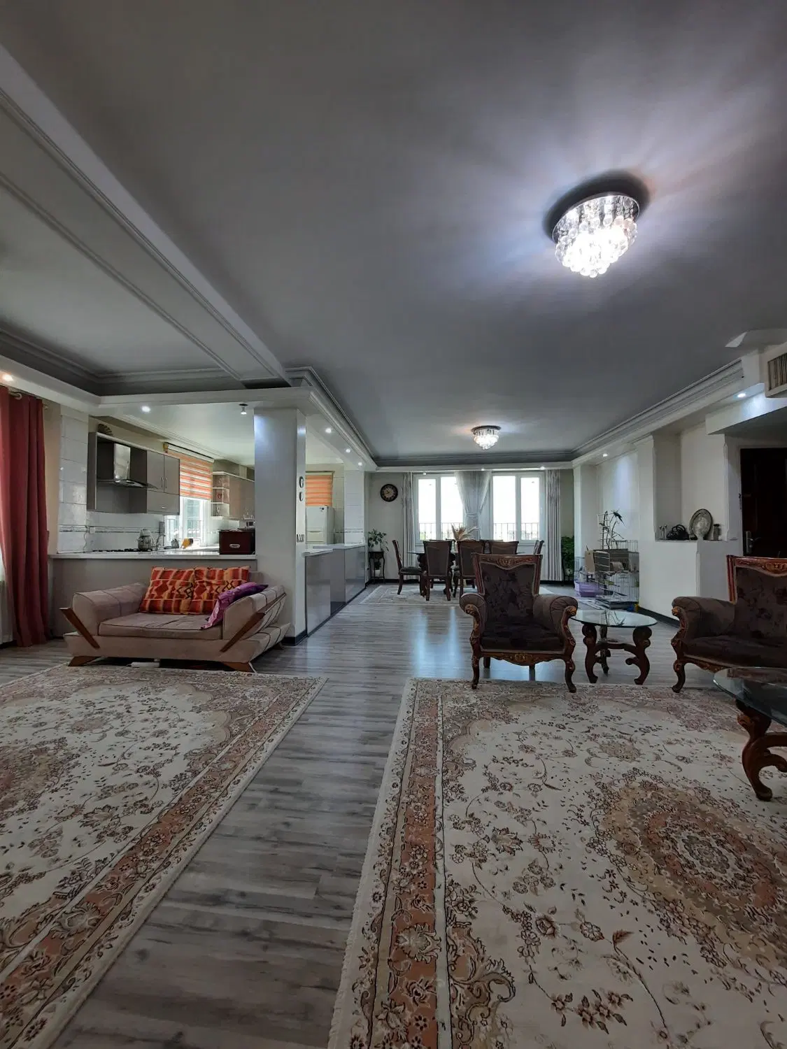 اجاره واحد ۱۳۰ متری ۲ خواب