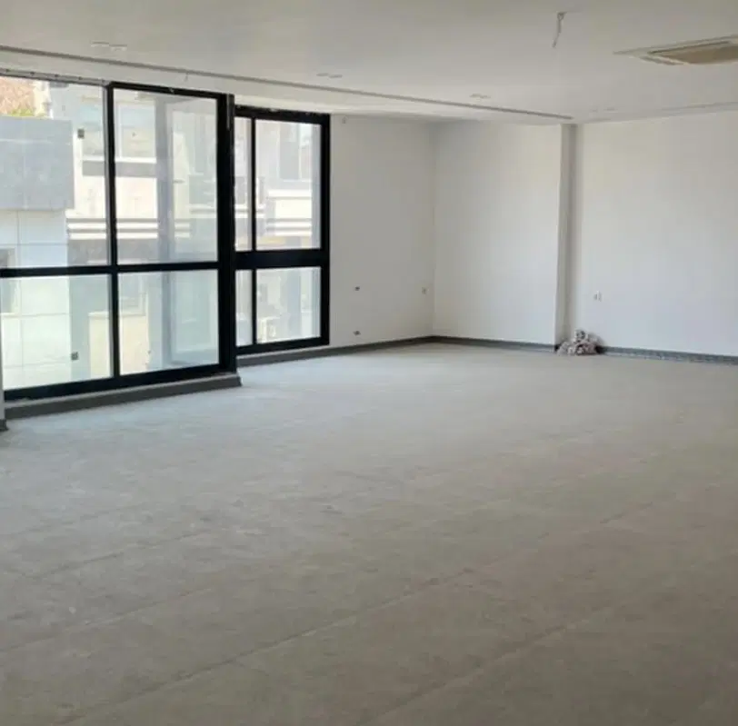 اجاره واحد ۵۰۰ متری در ابتدای اتوبان ساری به نکا