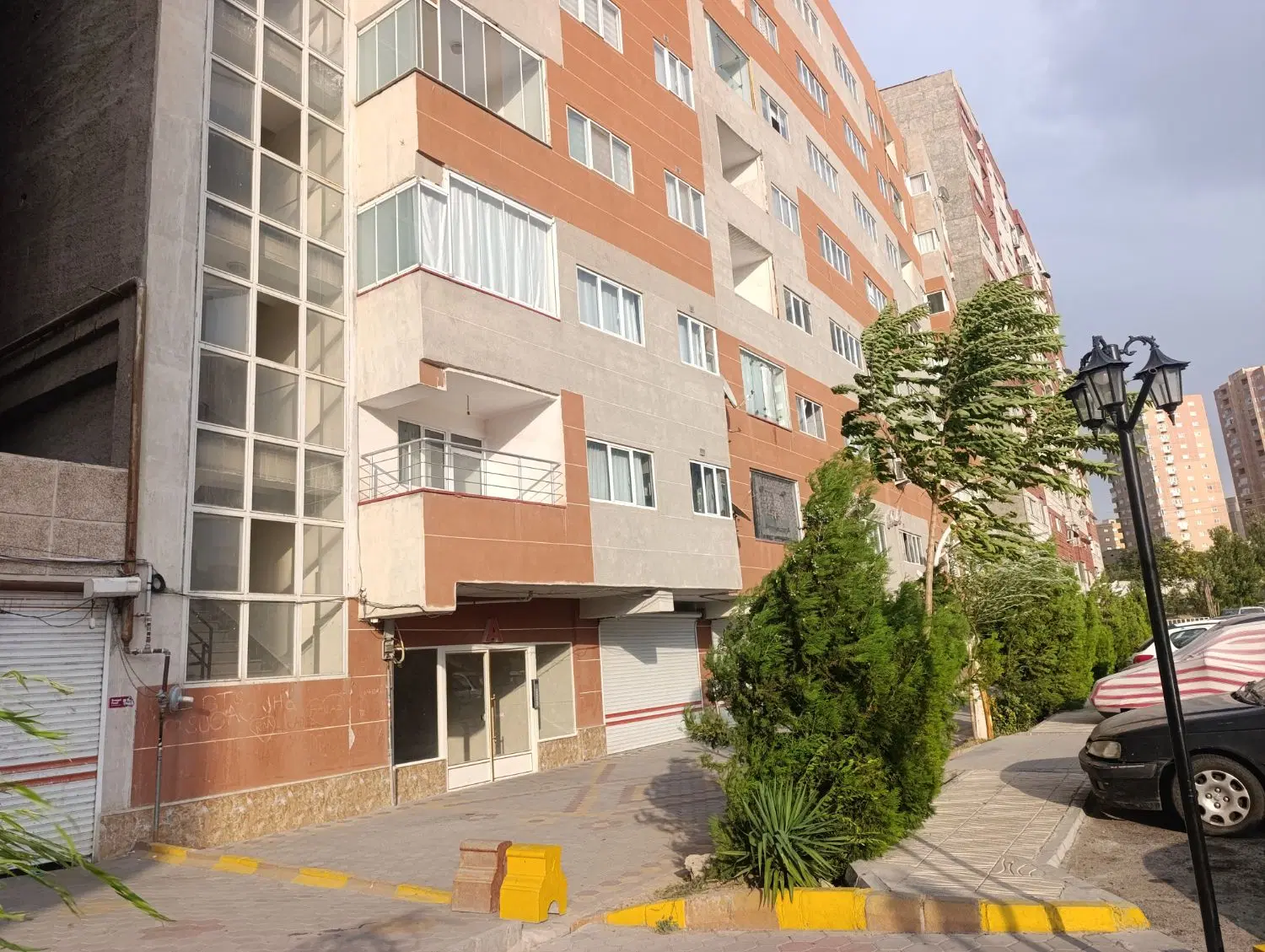 اجاره واحد در برج گلستان کوی استانداری
