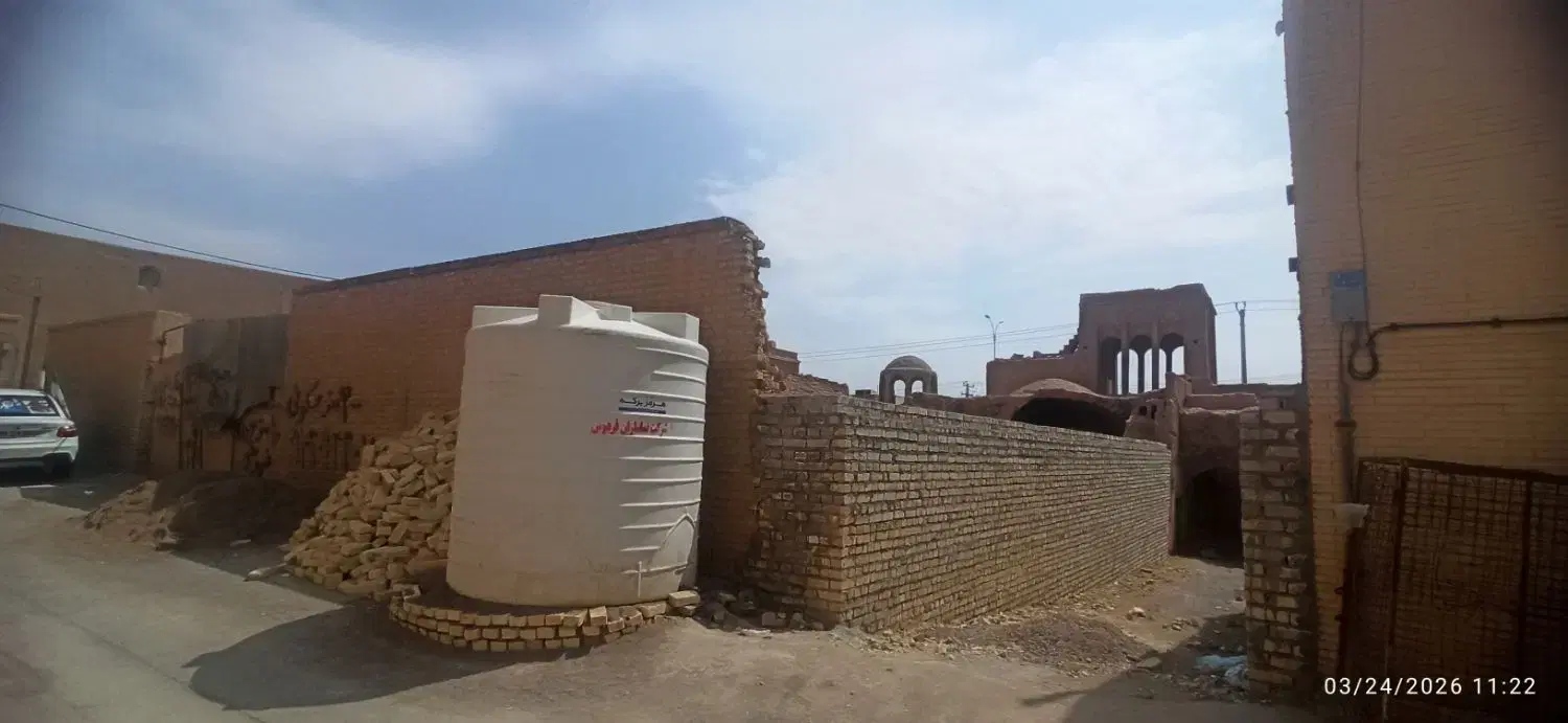 زمین۲۰۰ متری ششدانگ، آماده ساخت،مسکونی،تجاری سنتی