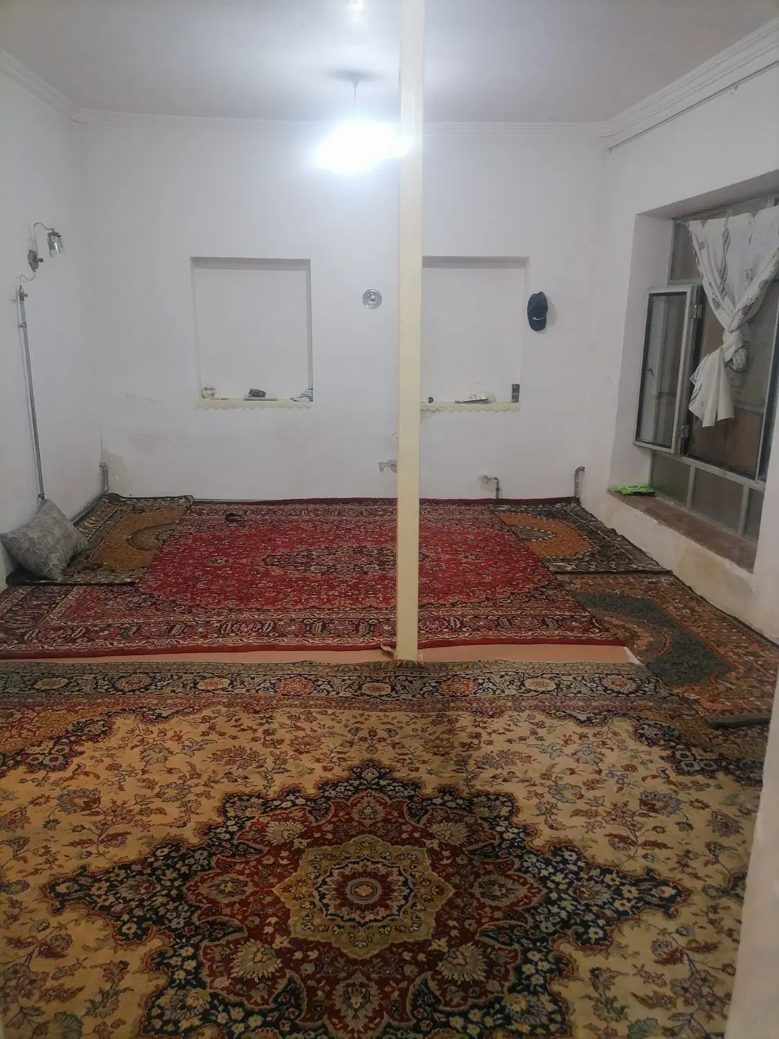 اجاره منزل مسکونی حیاط دار قدیمی ساخت