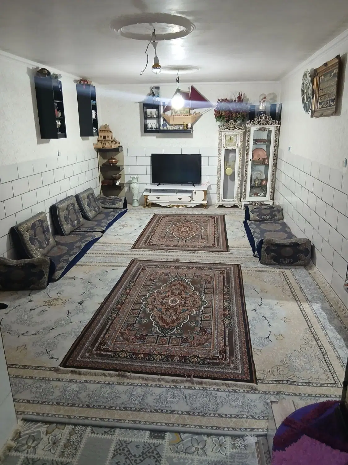 هم خونه خانم