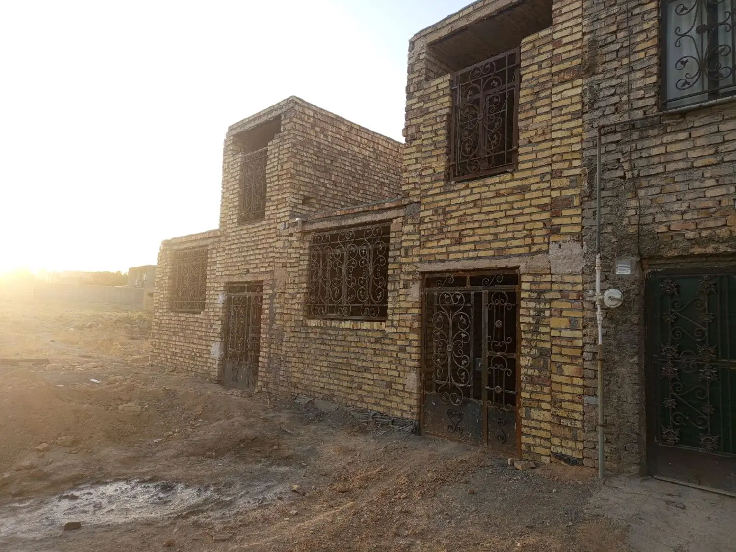 دو عدد ملک ۶۰ متری مرزیجران