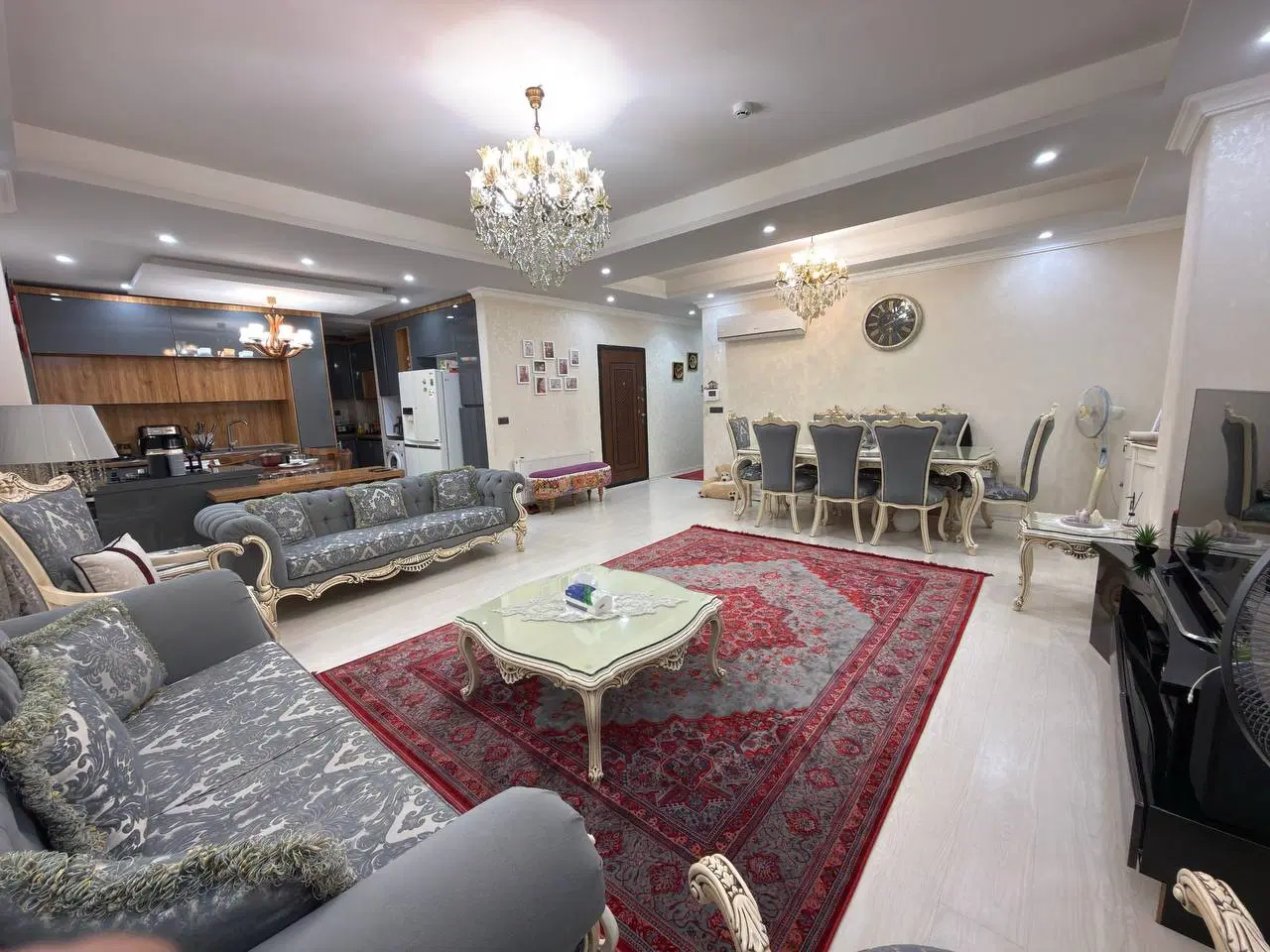 آپارتمان ۱۴۱ متری بلوار گیلان . بیست متری گاز