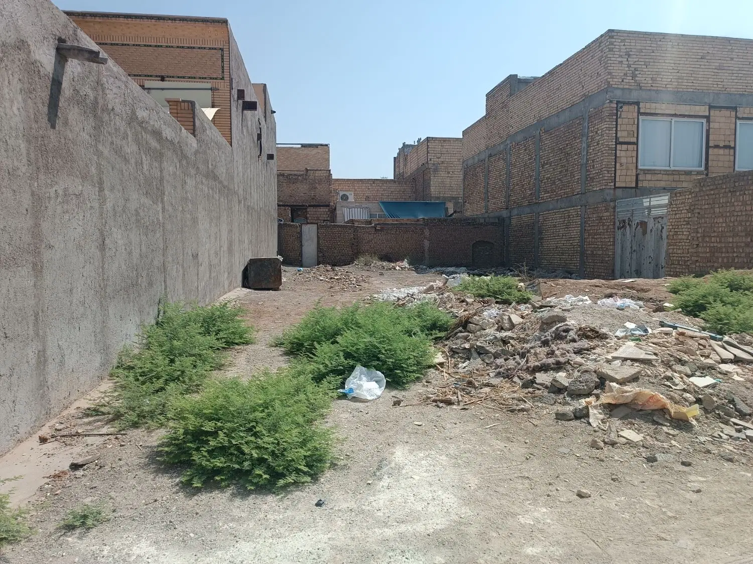 فروش زمین ۱۶۷ متری