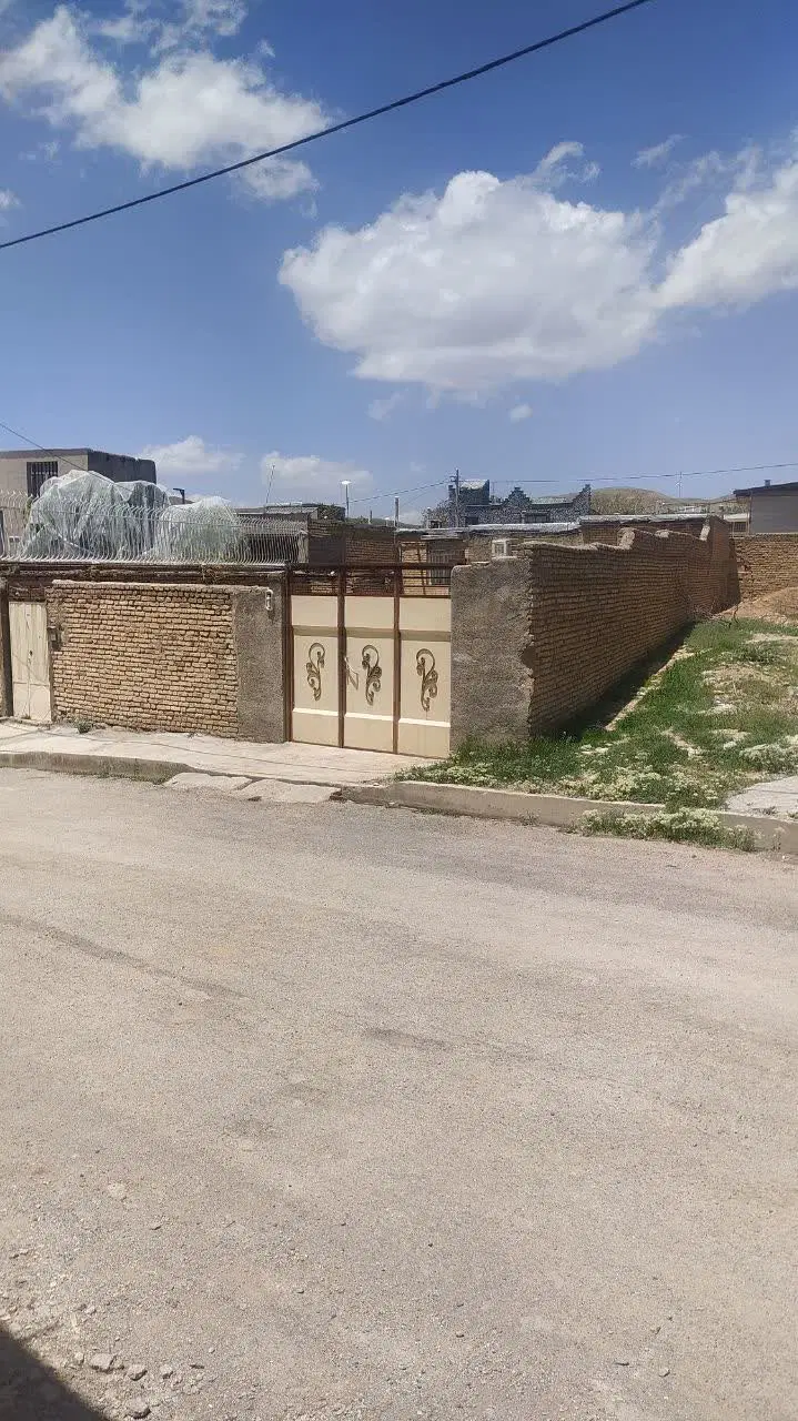 یک خونه برای فروش در ارجنک