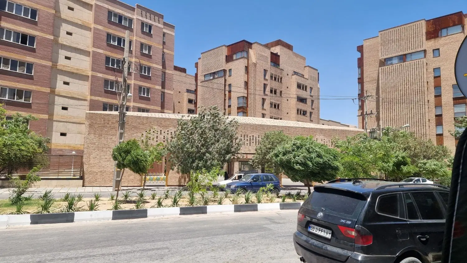 فروش واحد ۳ خوابه ازادگان