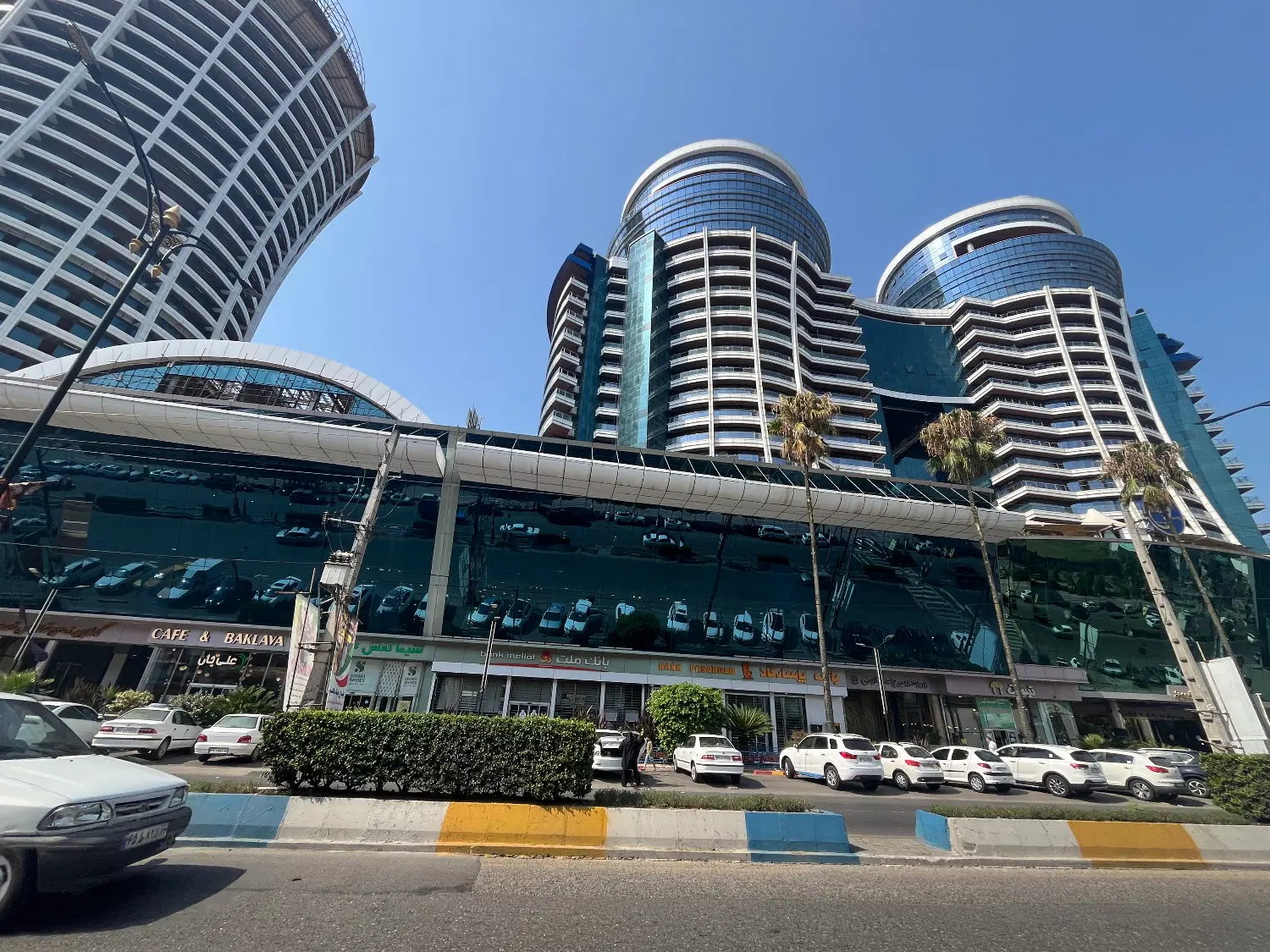 فروش زمین مناسب آپارتمان سازی