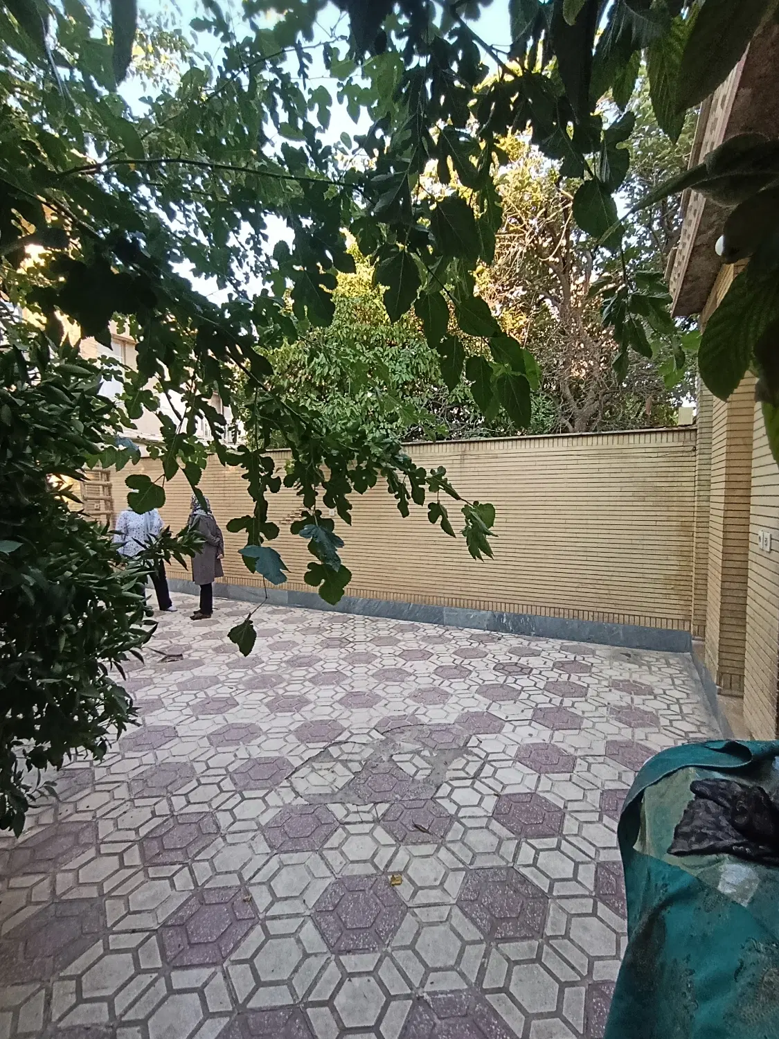 طبقه همکف منزل دو خوابه تحویلی