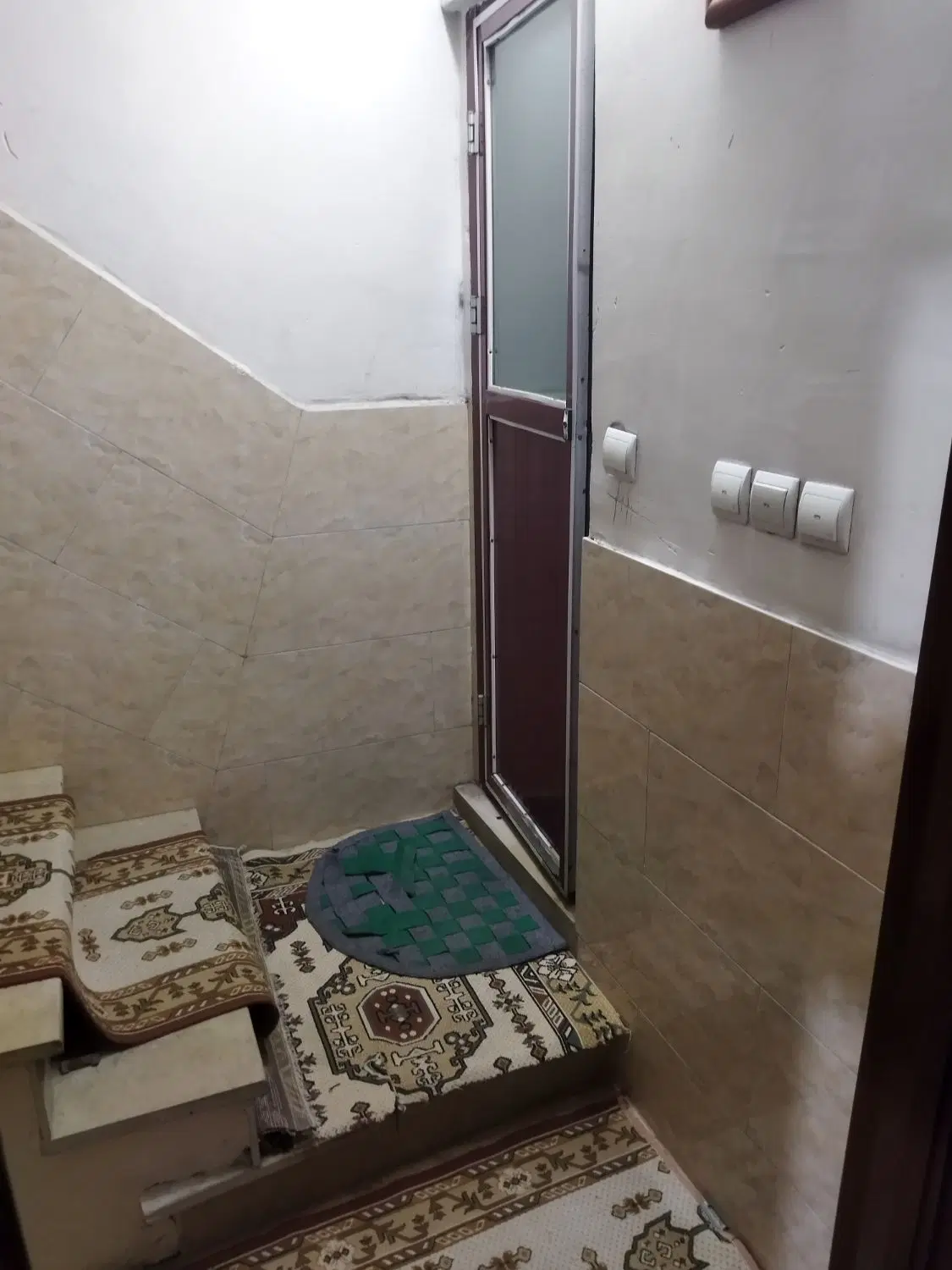 واحد 45 متری اجاره کوچه حسینی