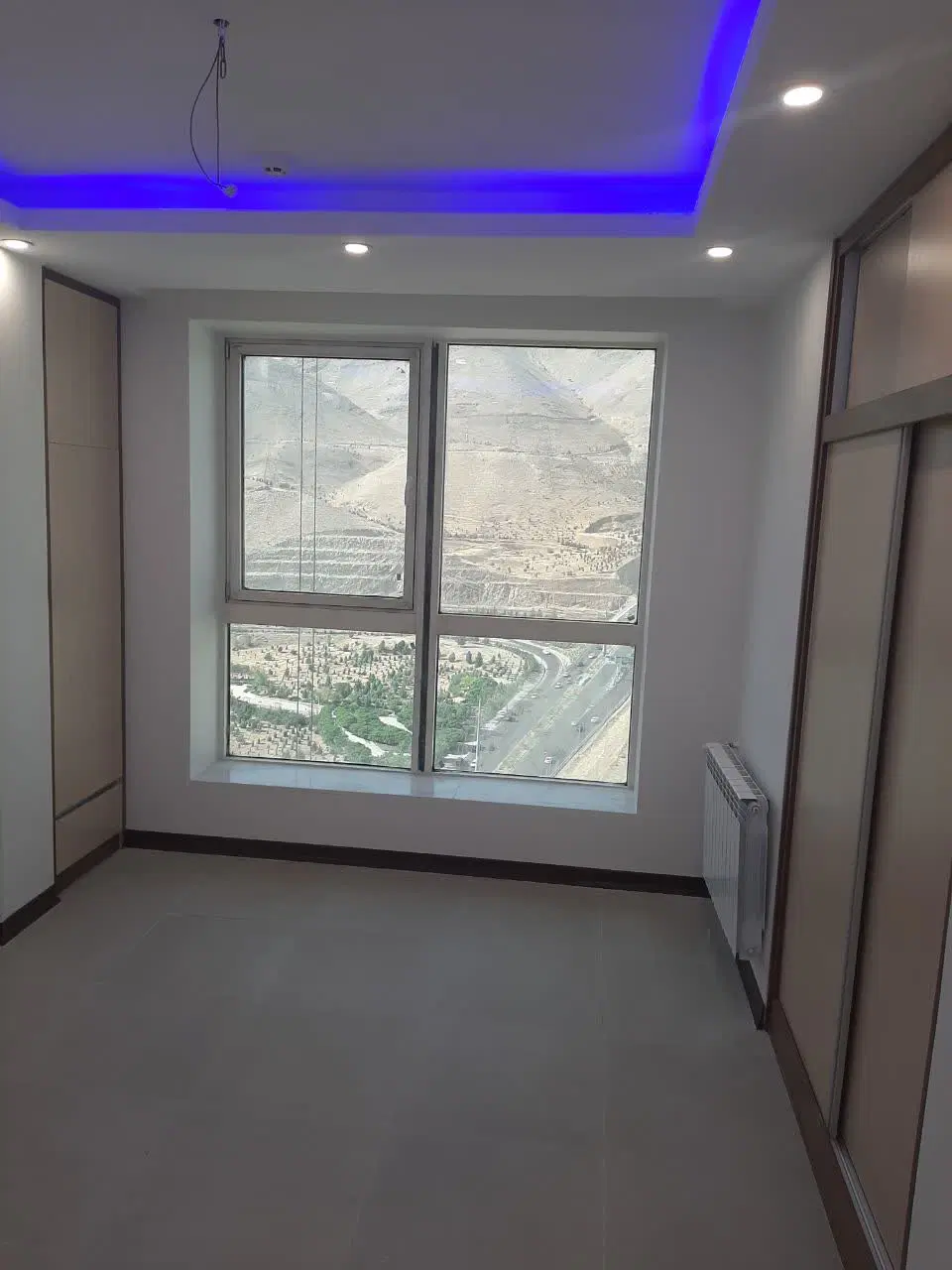 آپارتمان ۱۲۵ متری شهرک شهید خرازی (قیمت مناسب)