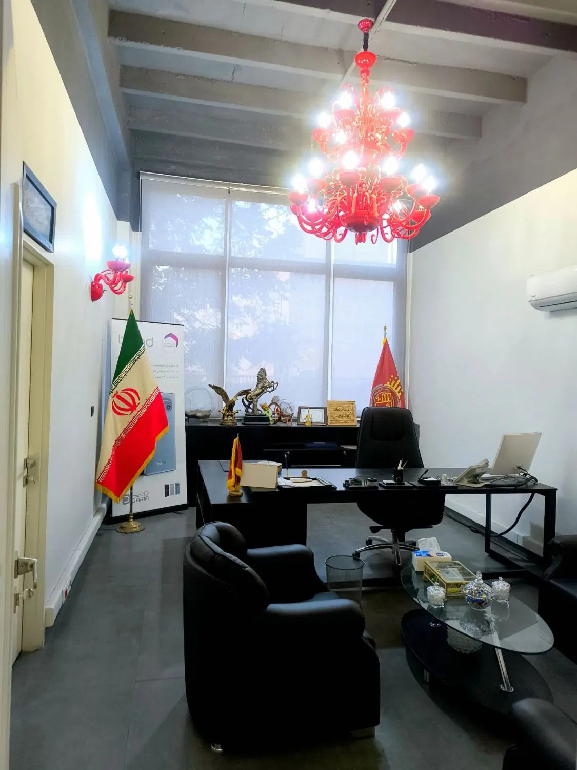 ۴۵۰ متر سند اداری فول بازسازی جمهوری