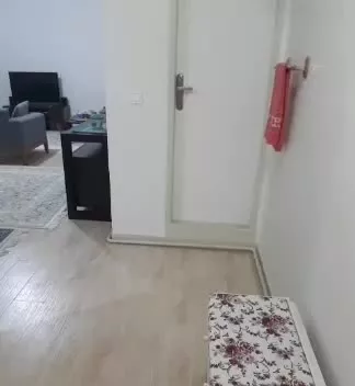 آپارتمان ۷۶ متری طبقه چهارم