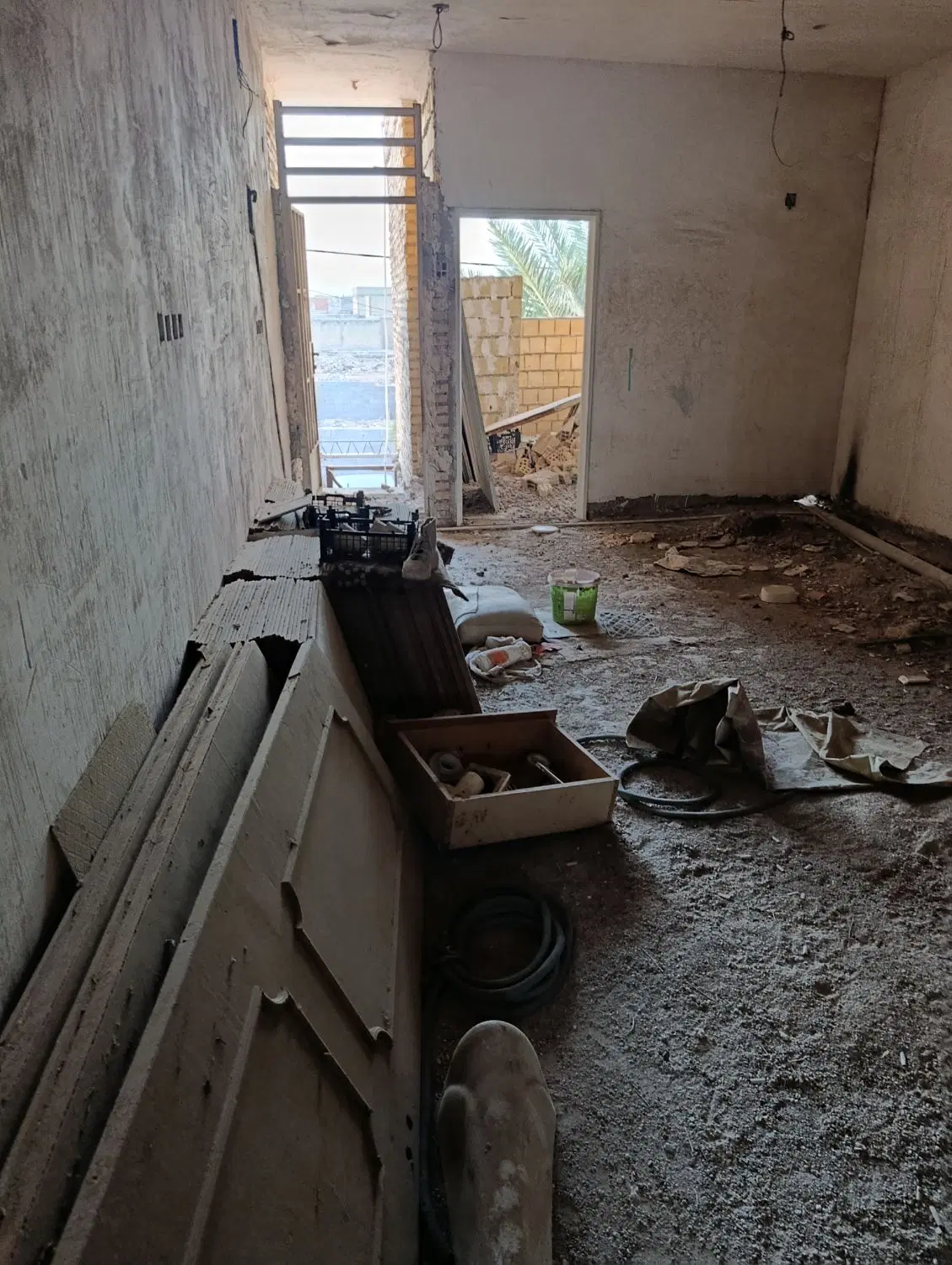 منزل مسکونی دو طبقه شهرداری پنج
