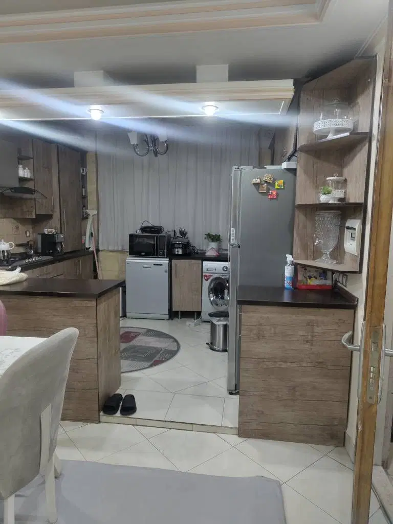 آپارتمان ۷۲ متری دوخوابه با پارکینگ