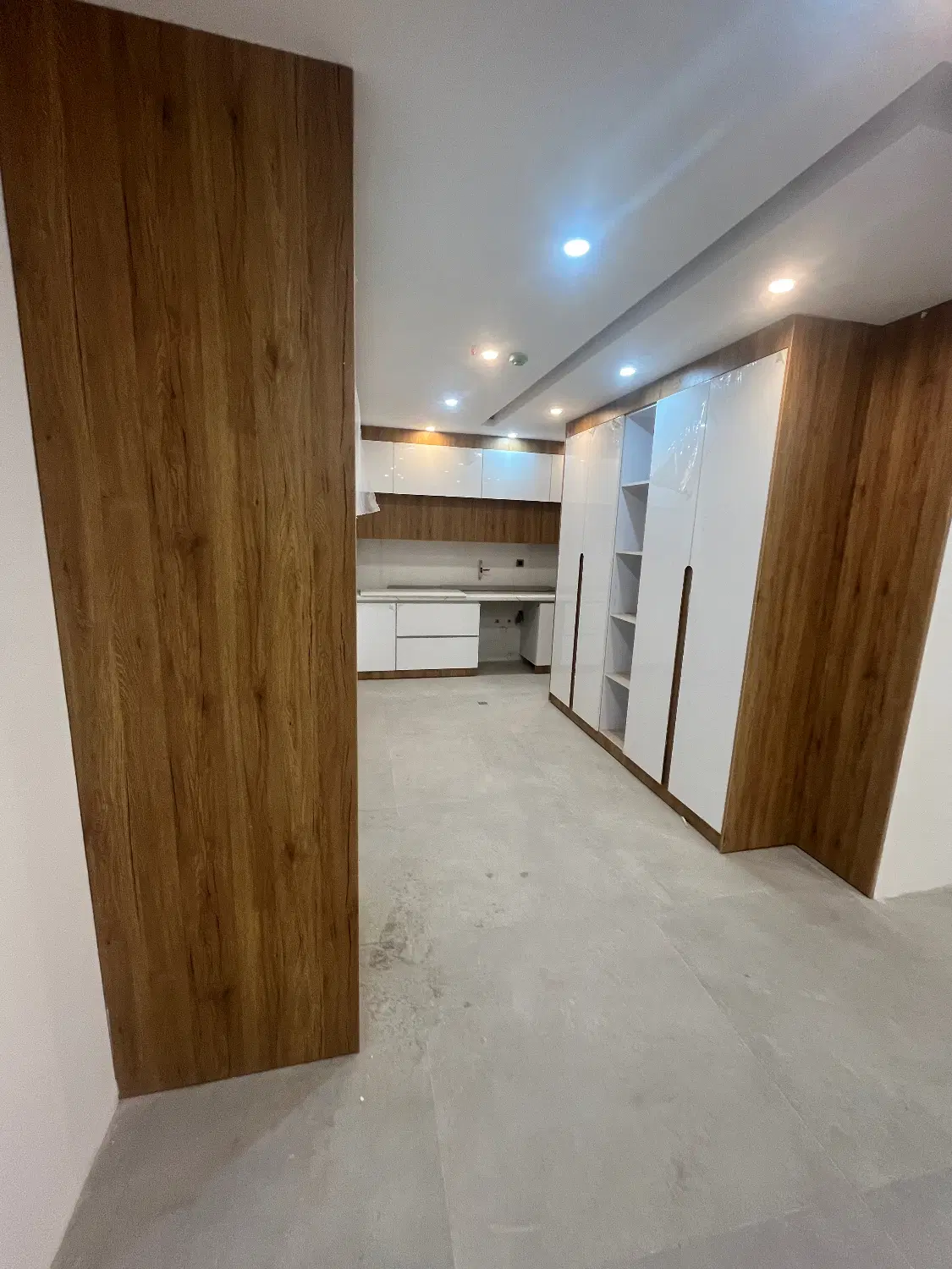 فروش واحد ۱۶۰ متری _تاپ لوکیشن پاداد غربی