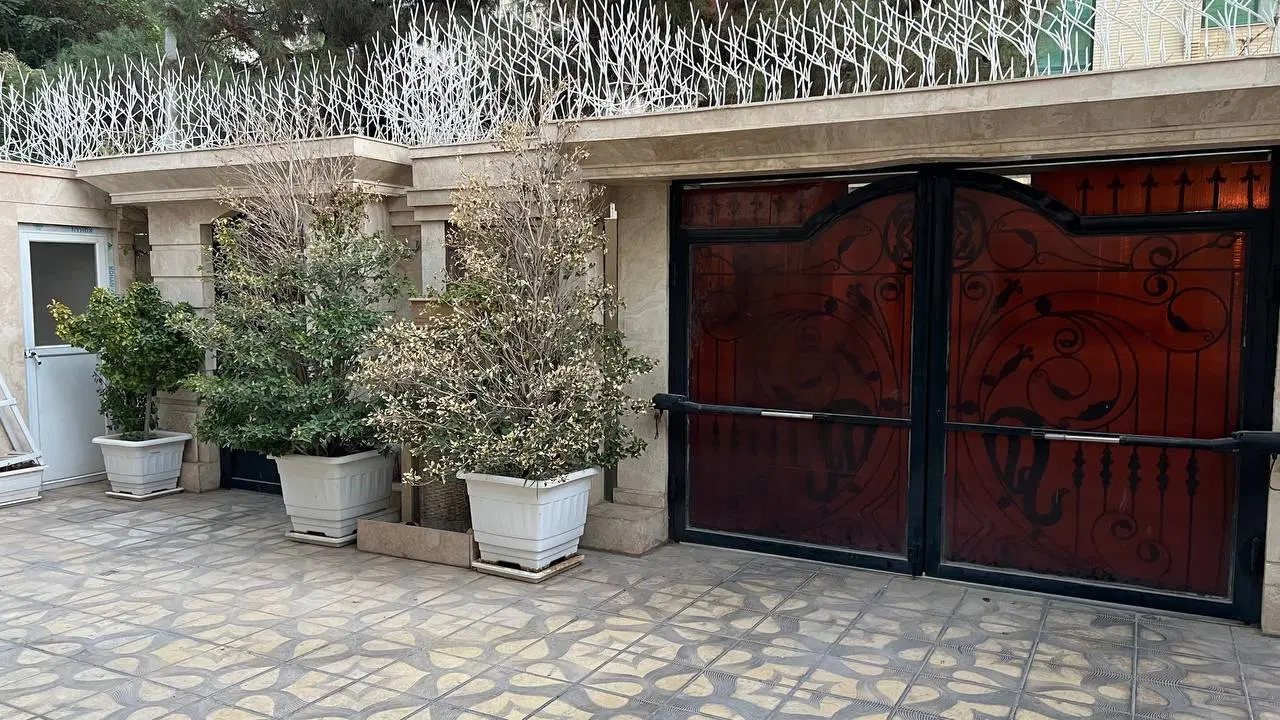 ویلایی مخابرات طبقه اول