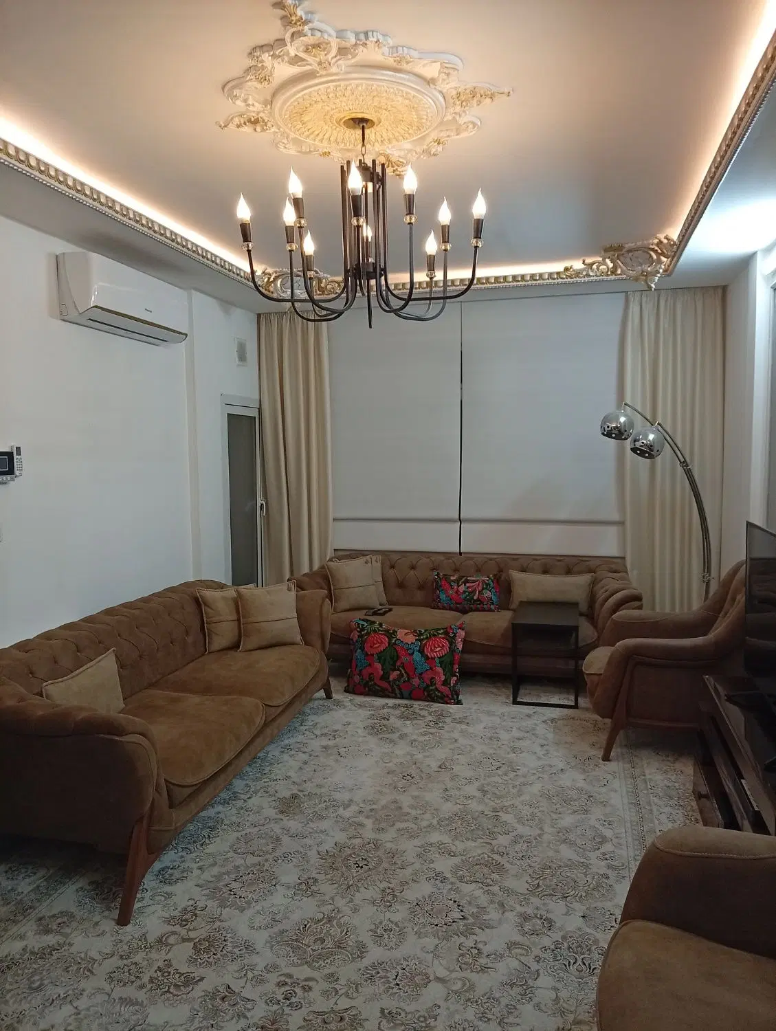 با سلام ملک 80 متری دو خواب با آسانسور