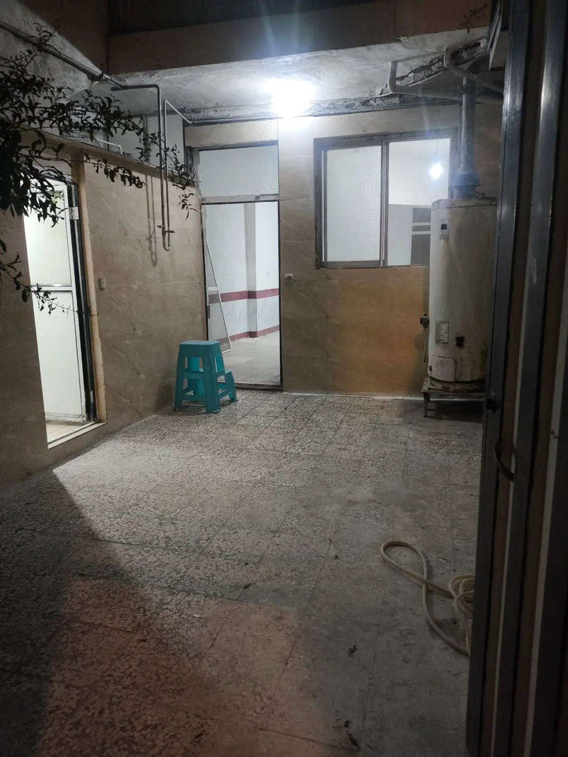 ملک رهن و اجاره ویلایی حیاط دار
