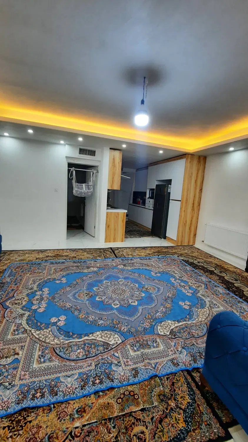 فروش آپارتمان در حصارک بالا خیابان ساسانی