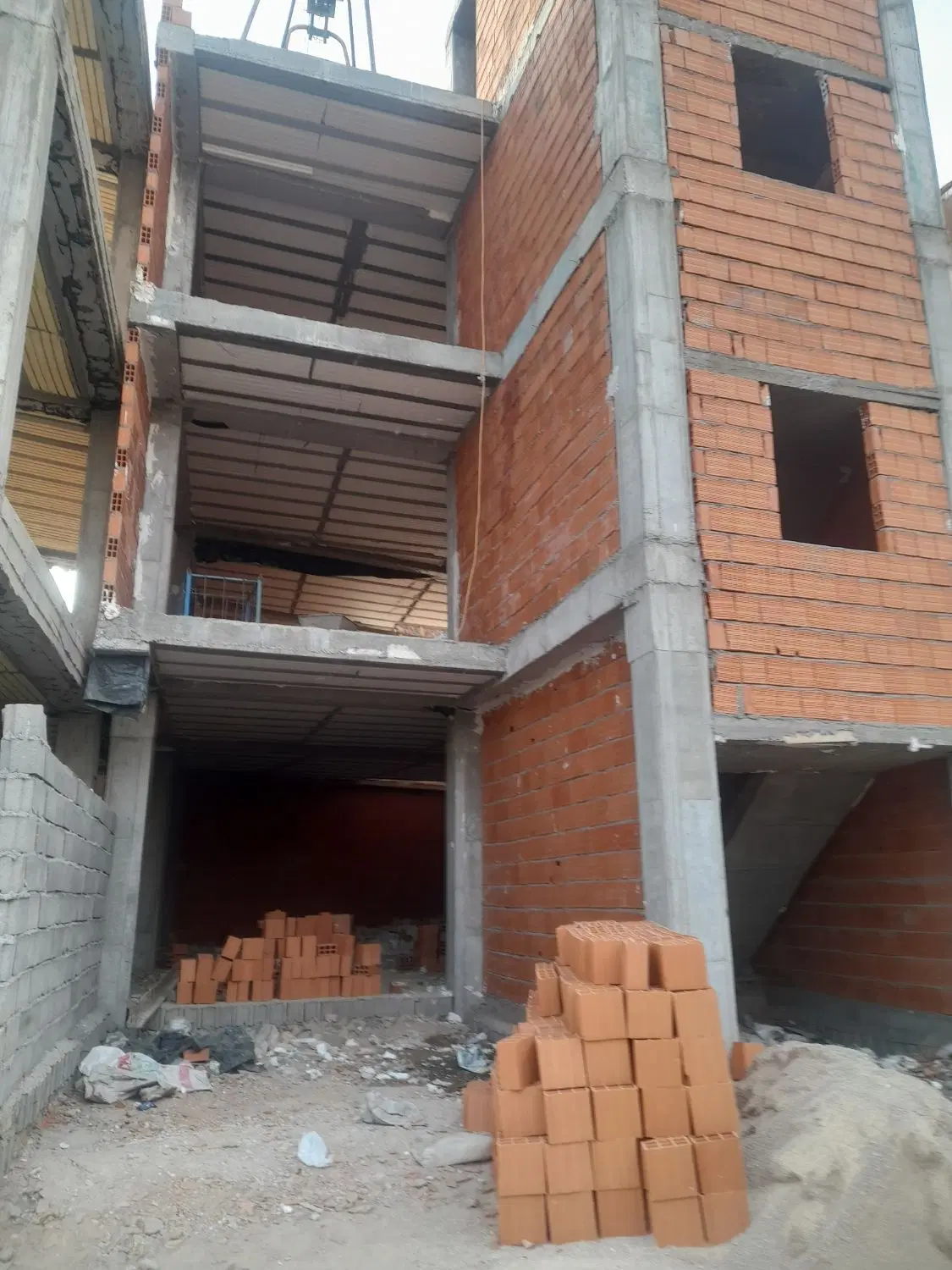ساختمان فروشی