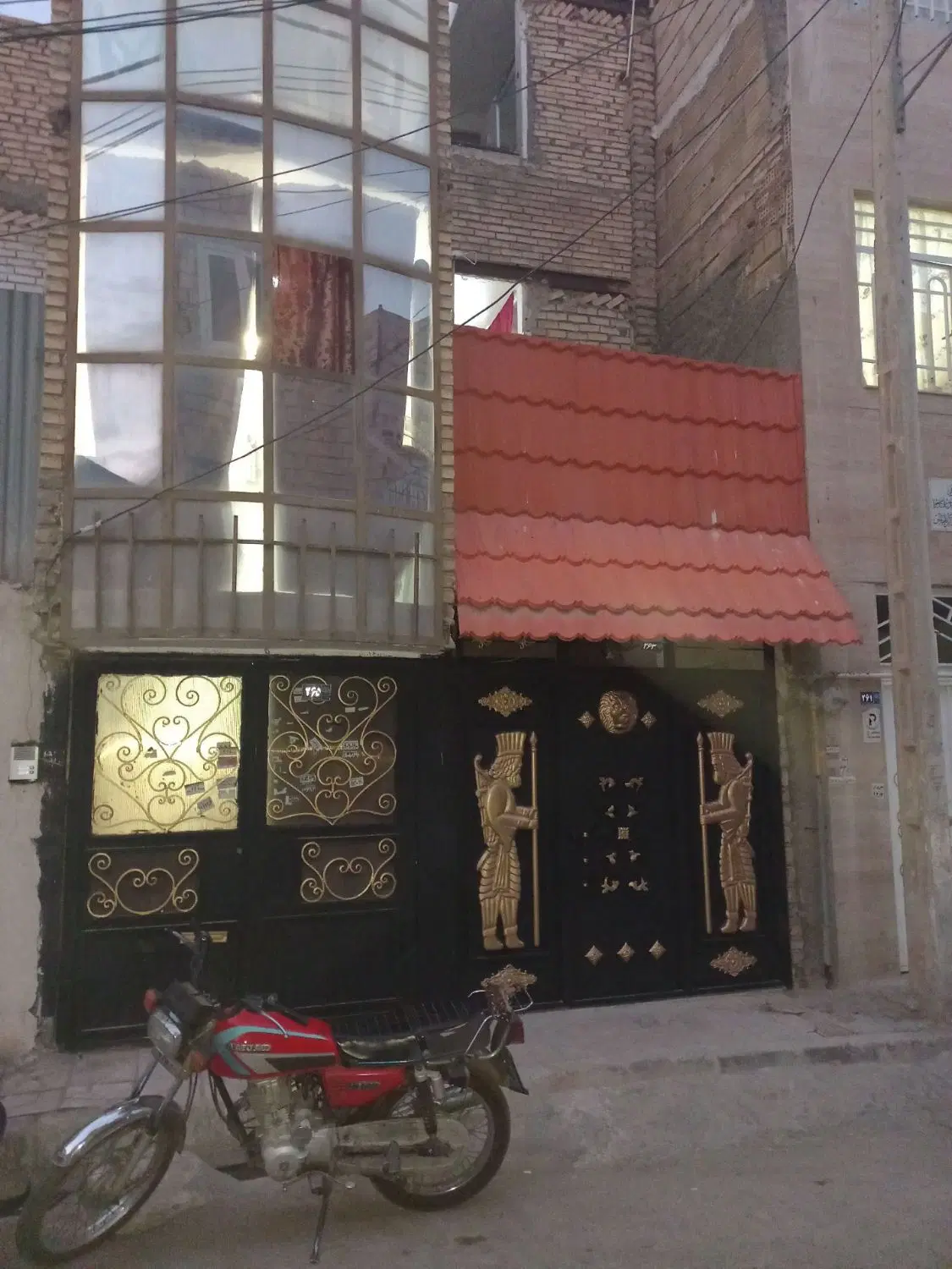 رهن کامل آپارتمان بهمن ۴