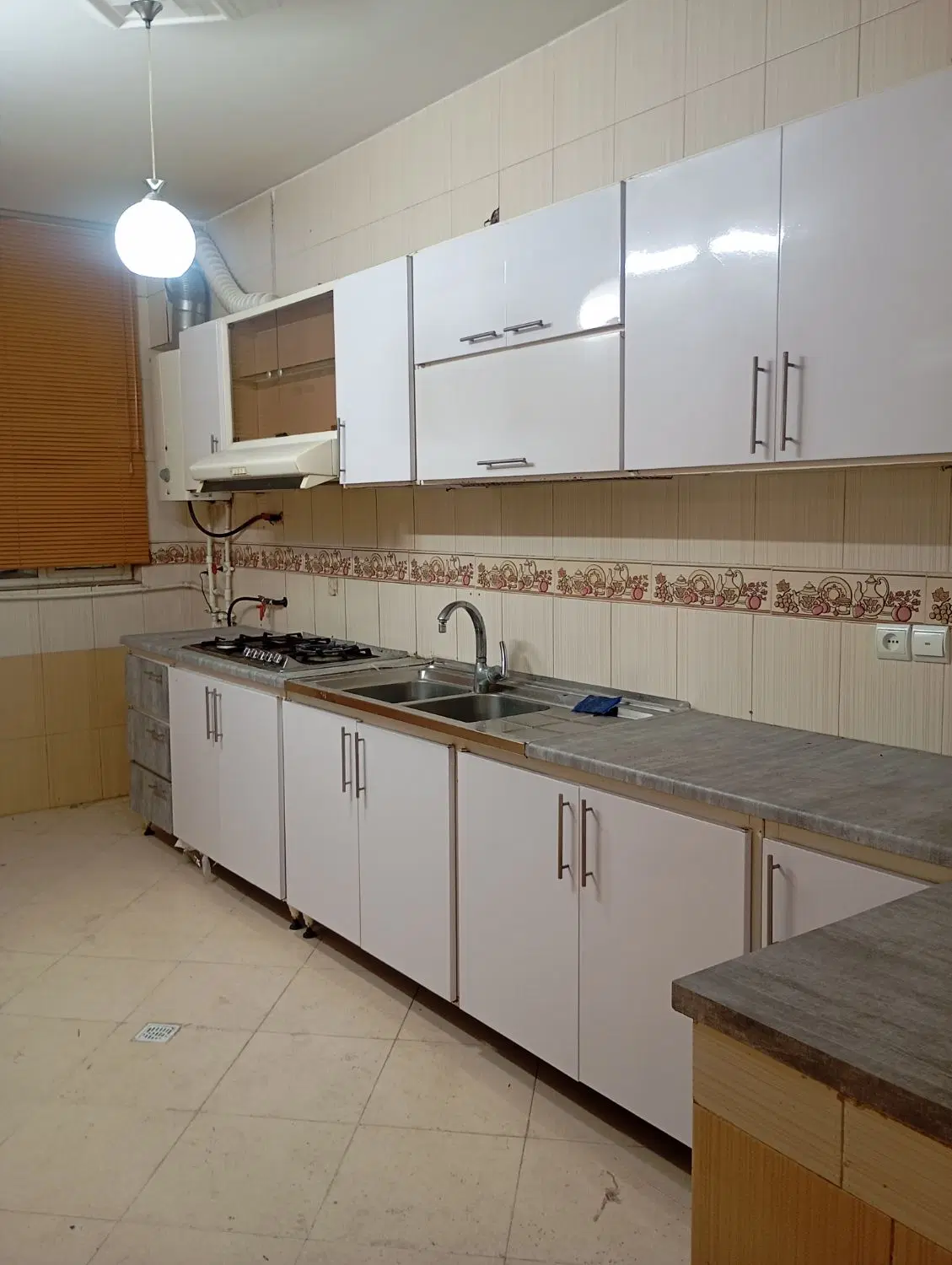 آپارتمان 125متری دوخوابه جنوبی