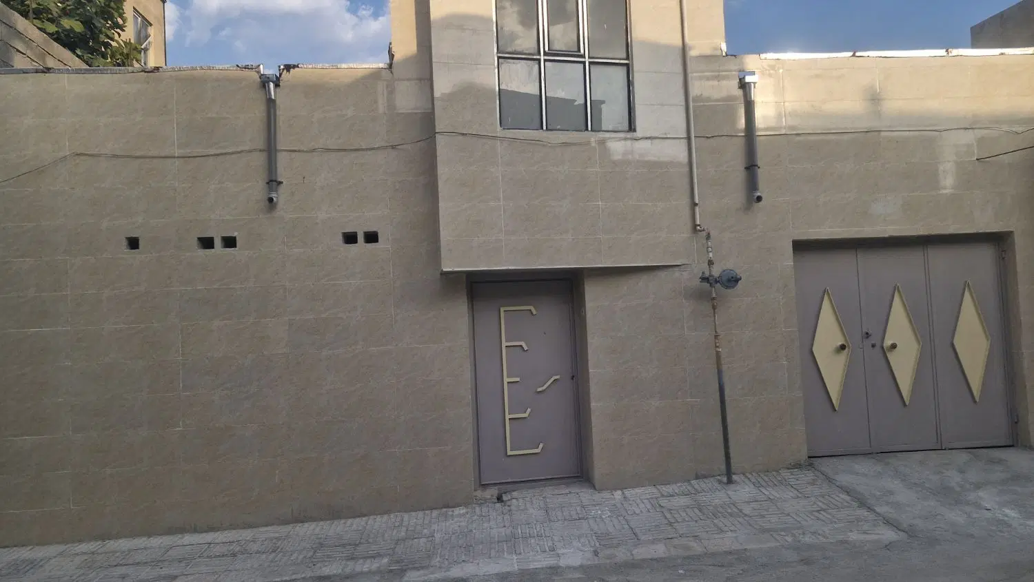 اجاره خانه ویلایی چوب فروش ها