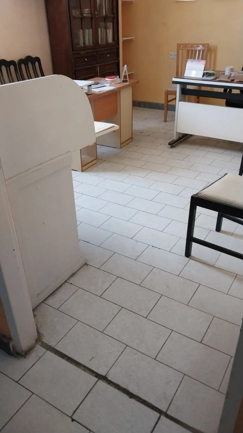 یک اتاق با مشترکات به رهن و اجاره داده میشود