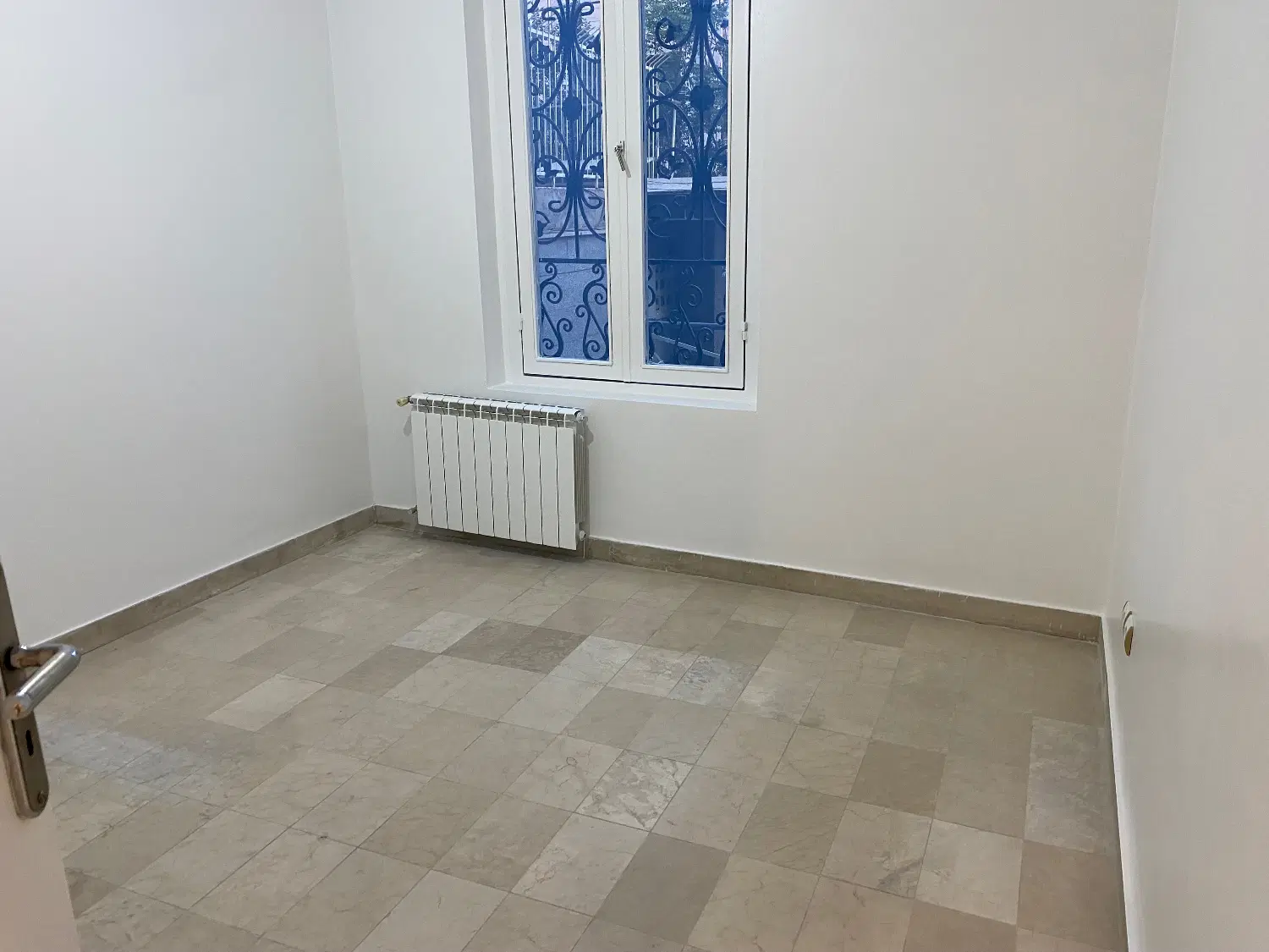 ۸۸متر۱خواب تخلیه فول امکانات