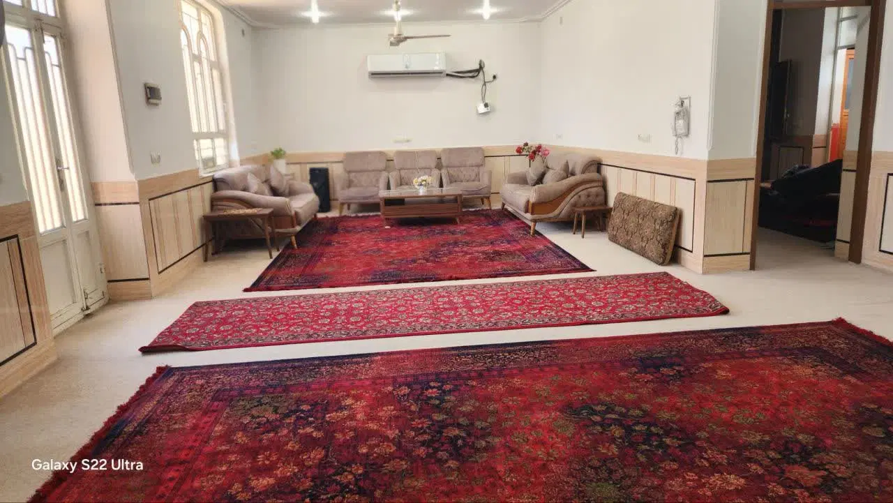 طبقه بالا کوی لور خیابان شهید هوشنگ سگوند