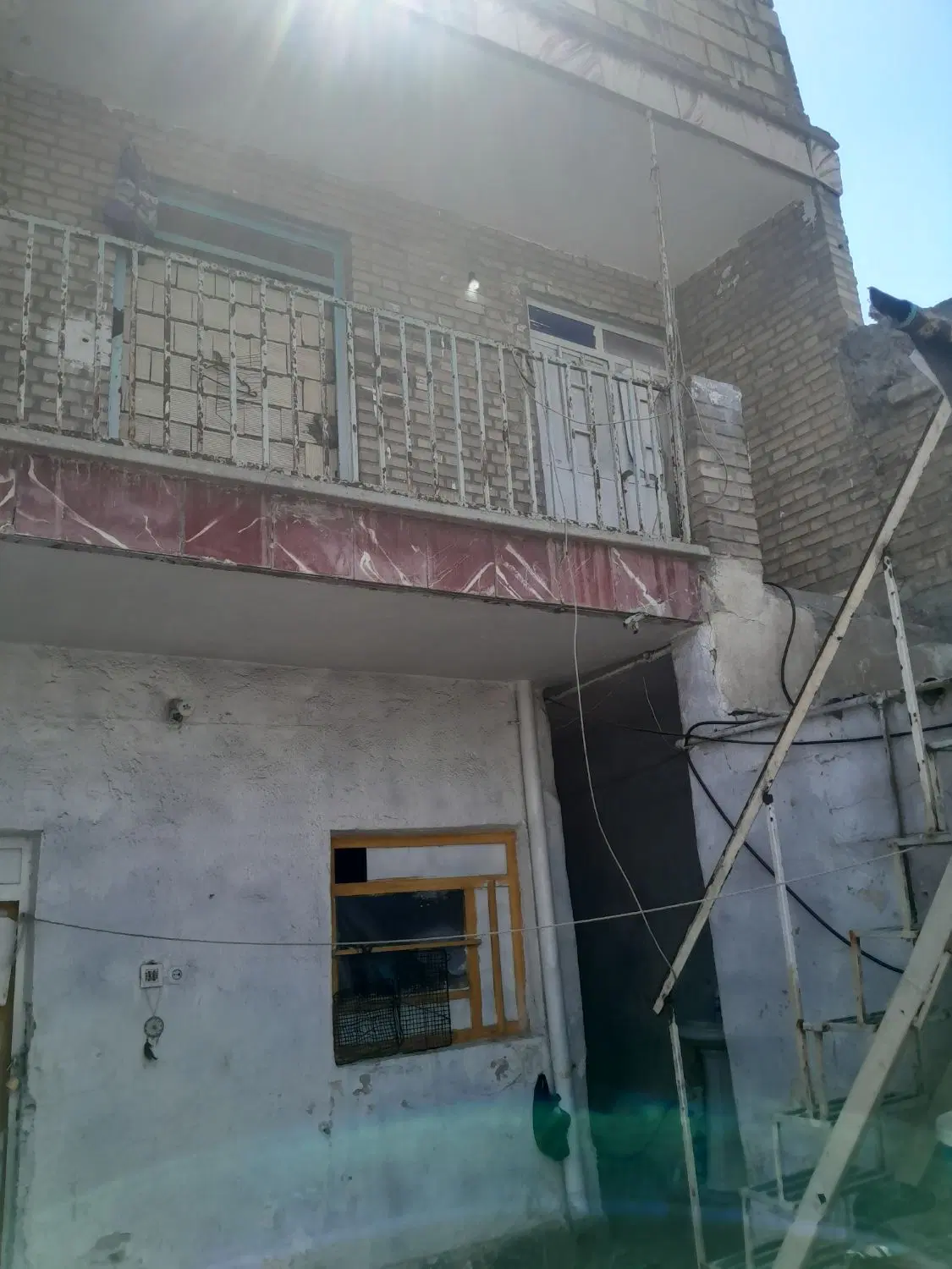 بیست متری شهرداری خیابان 5پلاک 88