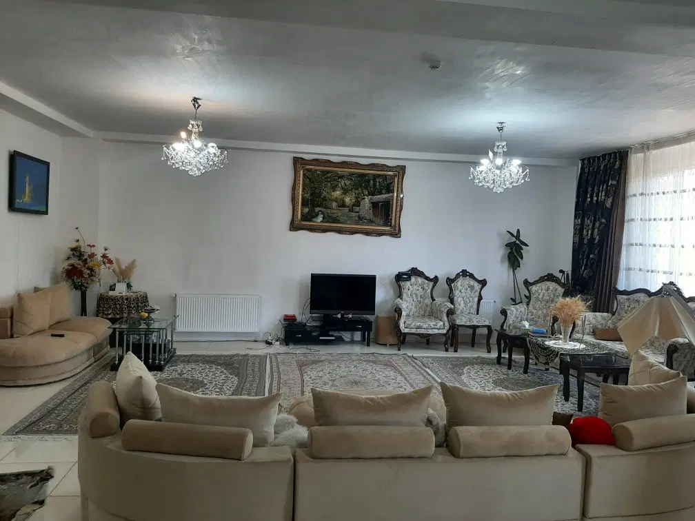 آپارتمان ۱۸۰ منری