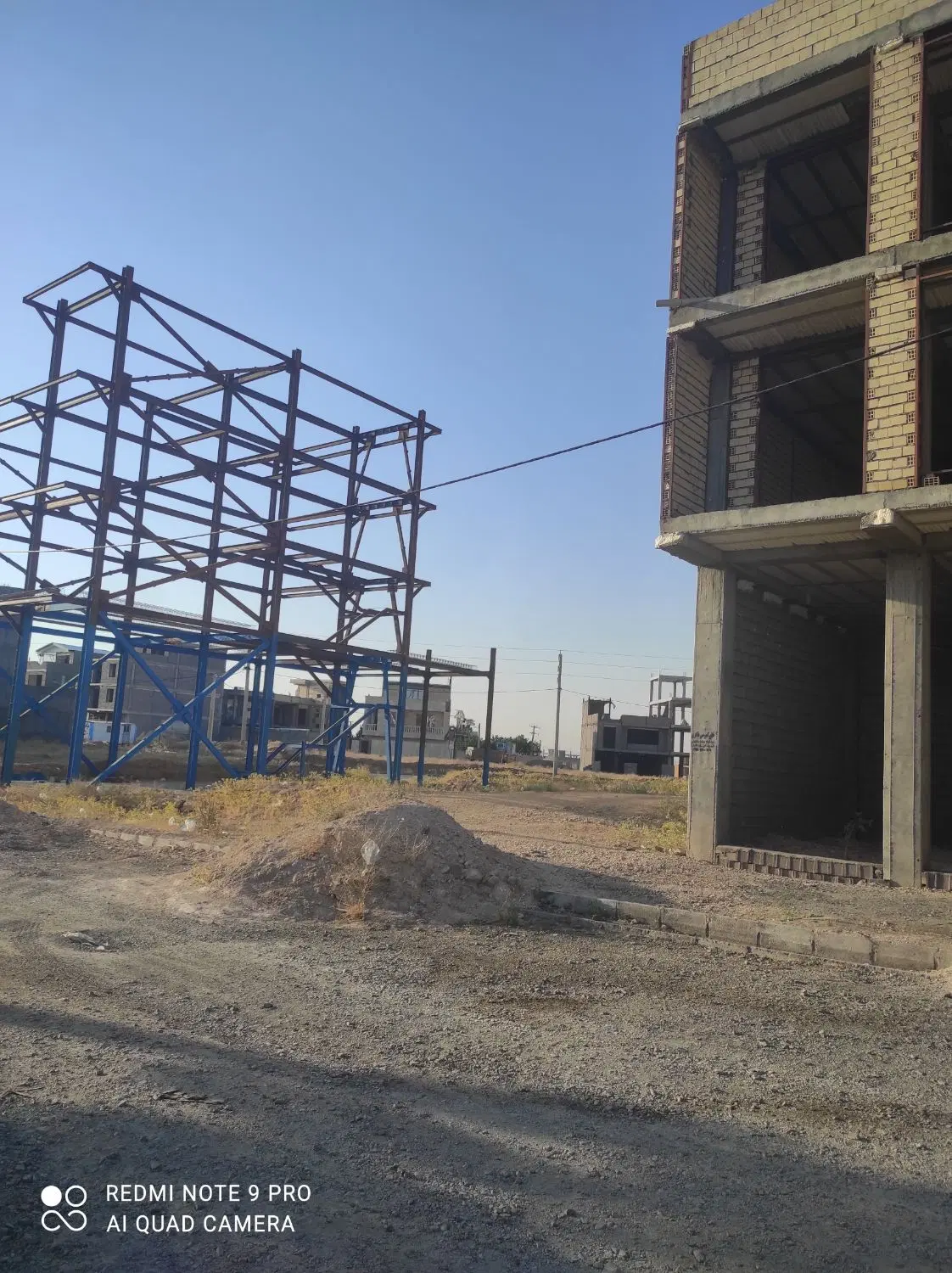 زمین سنجر خان