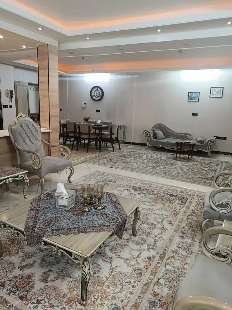 آپارتمان تک واحدی 106 متری صمدی