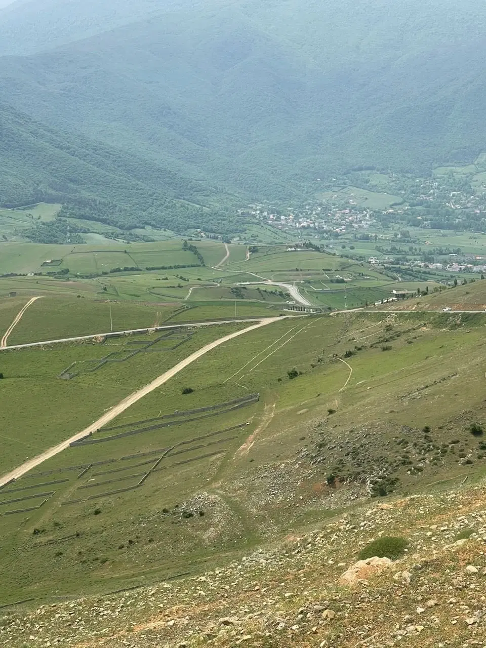 زمین(کلاردشت)