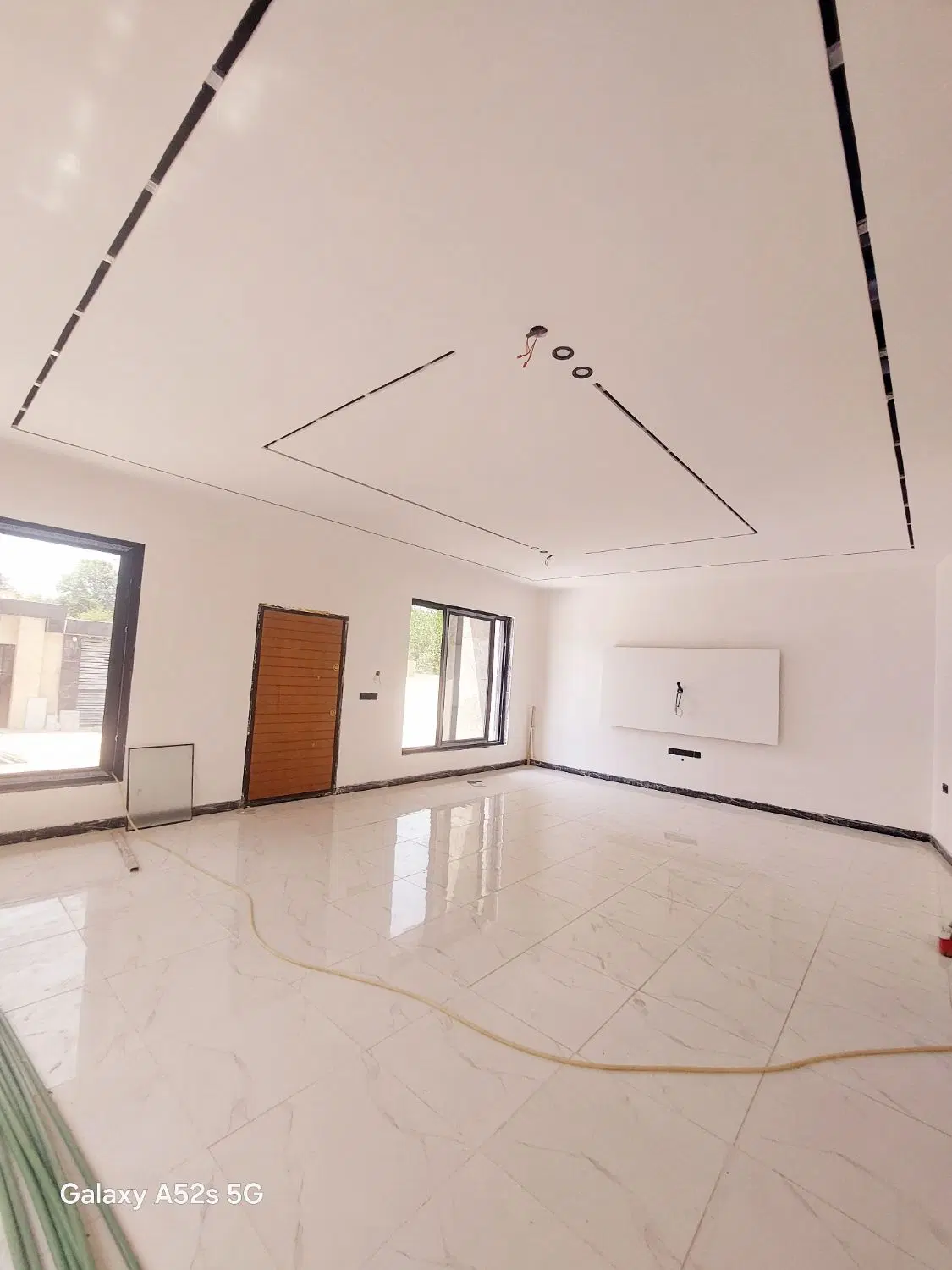 ویلای ۲۵۱متری نوساز سندتکبرگ