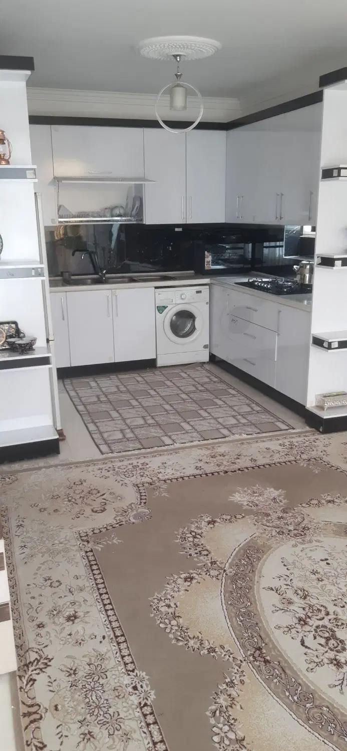 همخانه خانم میخوام