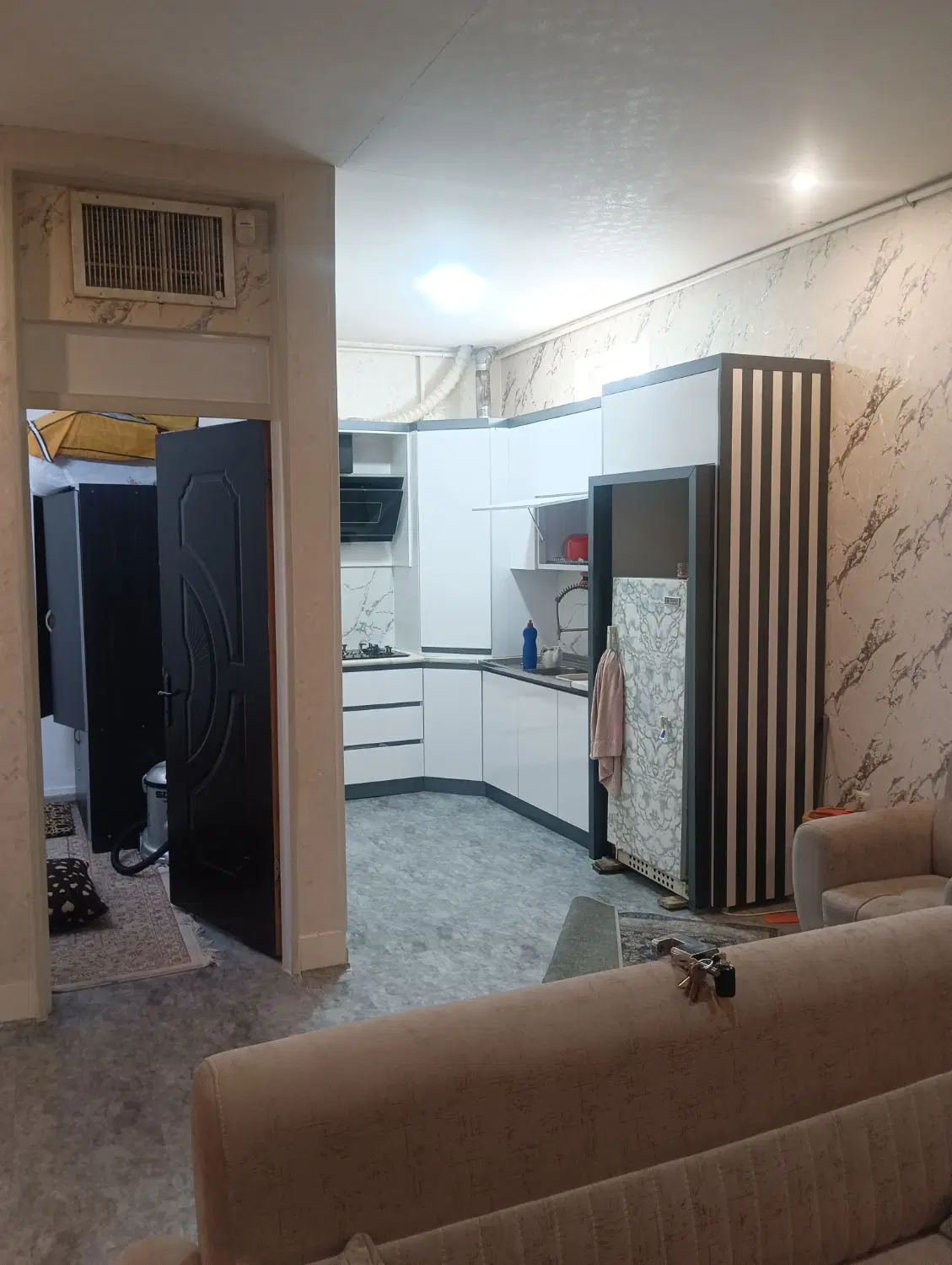 باغ اجاره ای آب برق گاز شهر دارد