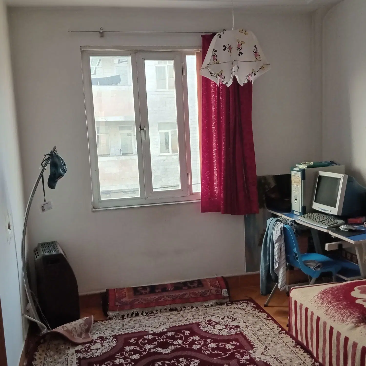 طبقه دوم آپارتمان کارشناسان قایم