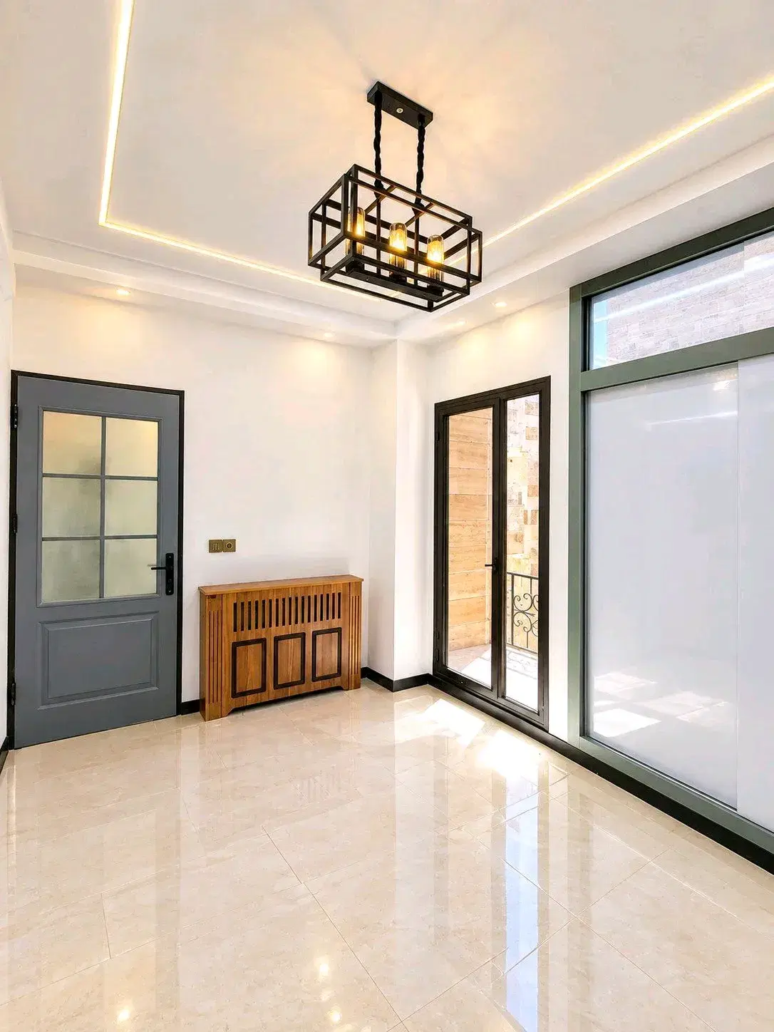 ۷۰متر روبه نما اسانسور پارکینگ سندی