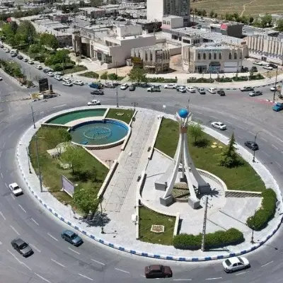 مغازه تجاری 302 متر (سه طبقه) متری 250 میلیون